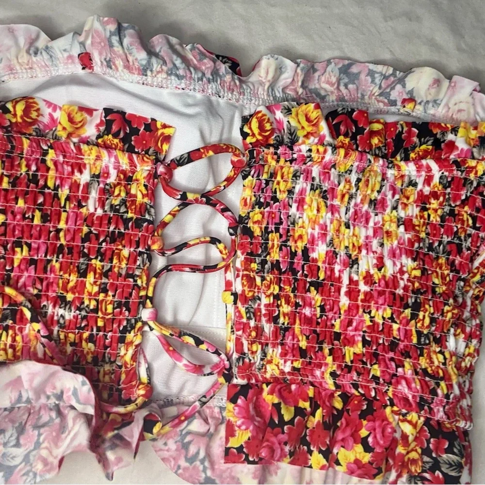 Floral Smocked Tube Top - Picture 4 of 6